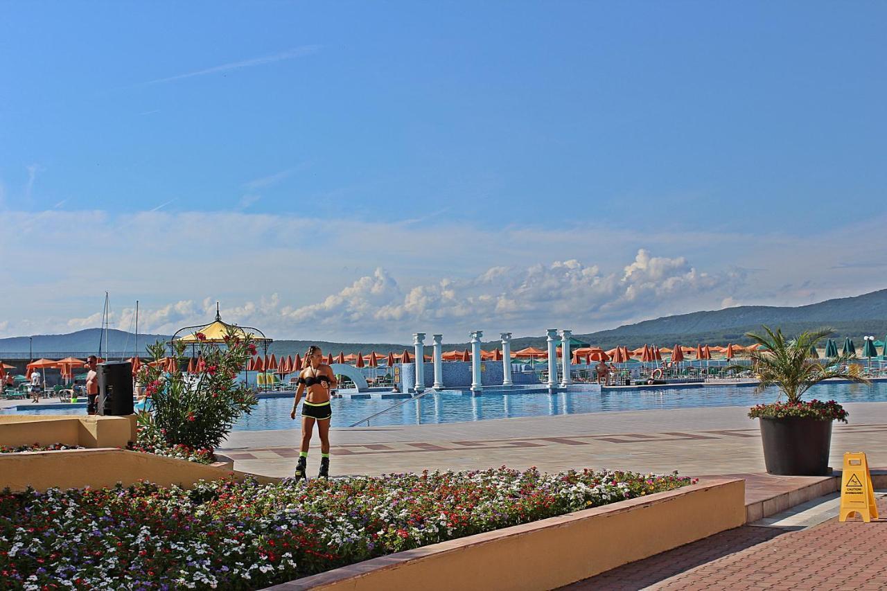 Duni Marina Beach Hotel Dyuni Dış mekan fotoğraf